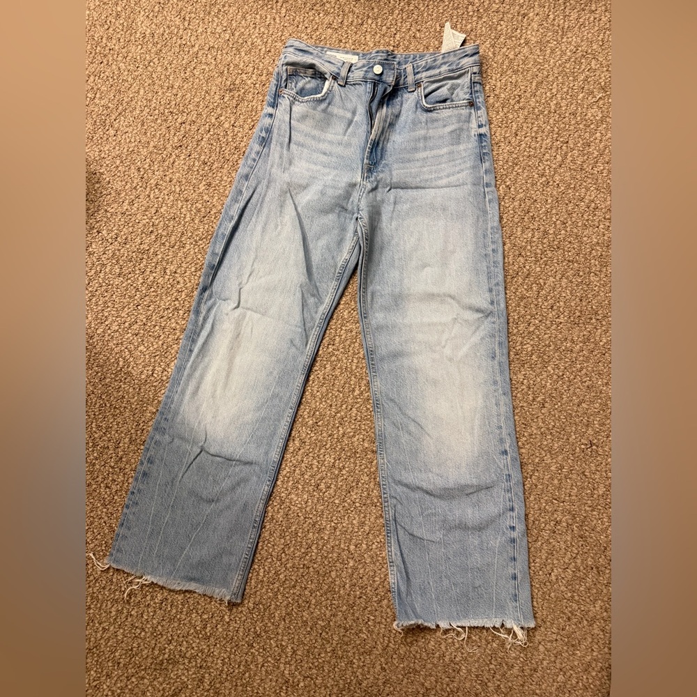 Light Wash Straight Leg Jeans